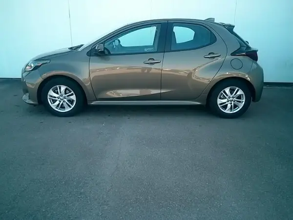 GR YARIS
